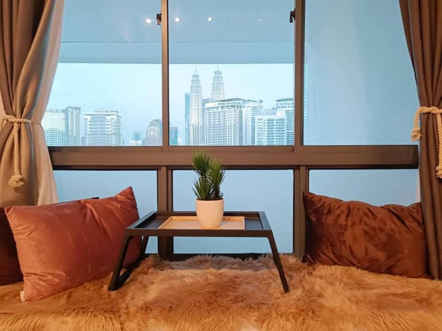 Апартаменты C14B Modern Infinity Pool Klcc Balcony View Куала-Лумпур Экстерьер фото